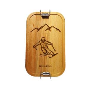 Lunchbox mit Holzdeckel wo ein Skifahrer graviert ist